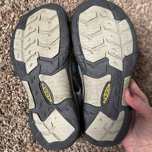 Keen Boys Youths Sandles Blue Size Approx 4 - Picture 8 of 9